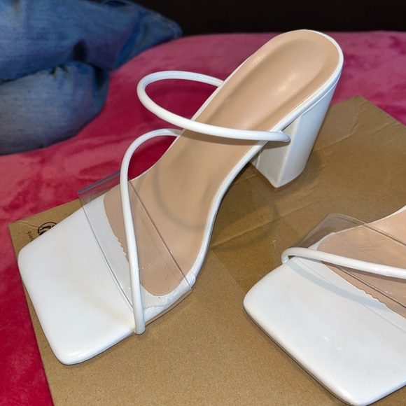 Beautiful white block heel - Picture 2 of 5